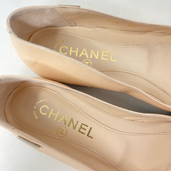 Chanel Ballet Criss Cross Leather Flats - Picture 7 of 11